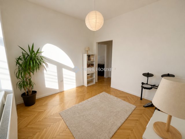 Eladó téglalakás, Mosonmagyaróváron 59 M Ft, 3 szobás