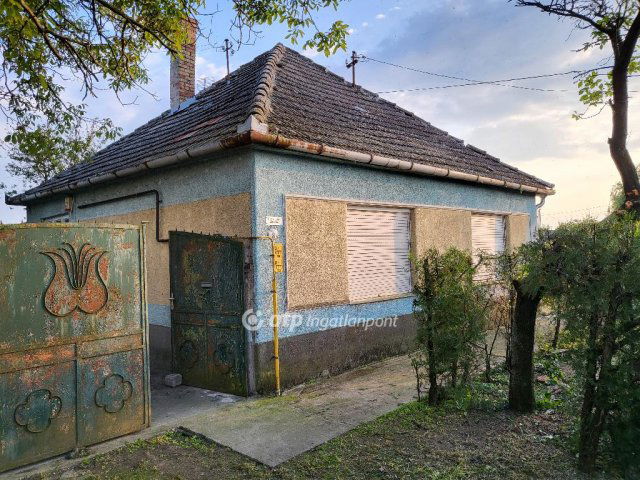 Eladó családi ház, Géderlakon 16.5 M Ft, 3 szobás