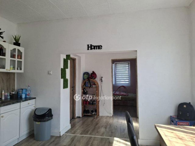 Eladó családi ház, Berettyóújfaluban 17 M Ft, 1+1 szobás