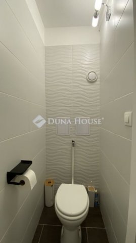 Eladó panellakás, Budapesten, III. kerületben 64.9 M Ft