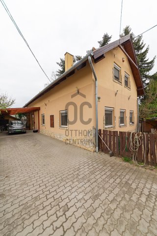 Eladó családi ház, Üllőn 150 M Ft, 5 szobás