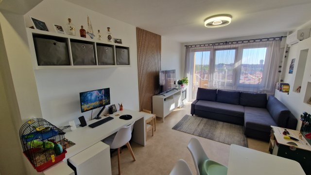 Eladó panellakás, Győrött 58.8 M Ft, 1+2 szobás