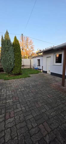 Eladó családi ház, Dunaújvárosban 82.5 M Ft, 3 szobás