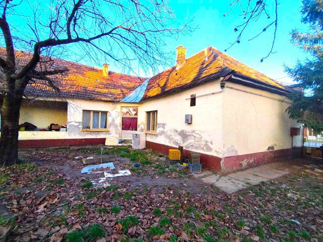 Eladó családi ház, Császártöltésen 13.88 M Ft, 4 szobás