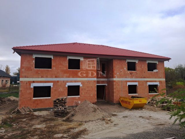 Eladó téglalakás, Szigethalmon 76.2 M Ft, 4 szobás