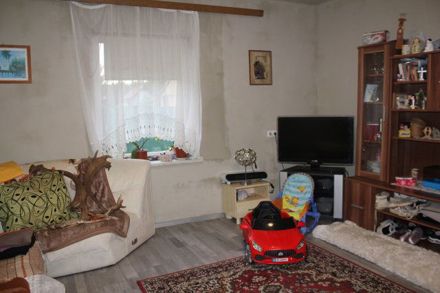 Eladó családi ház, Undon 38.5 M Ft, 2 szobás