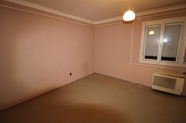 Eladó téglalakás, Salgótarjánban 6.25 M Ft, 1 szobás