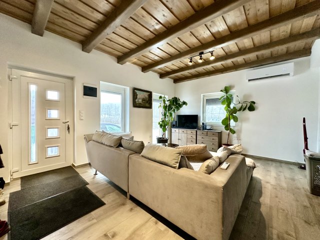 Eladó családi ház, Őrbottyánban 115 M Ft, 3 szobás