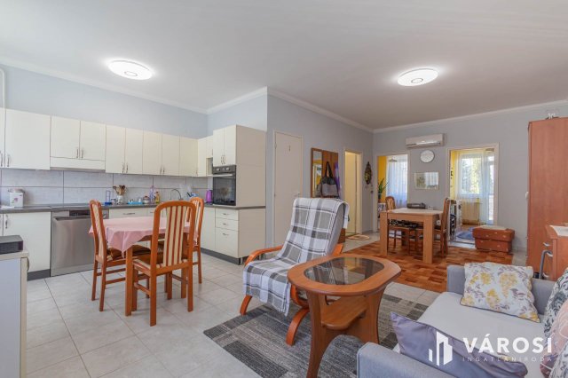 Eladó téglalakás, Kecskeméten 64.9 M Ft, 3 szobás