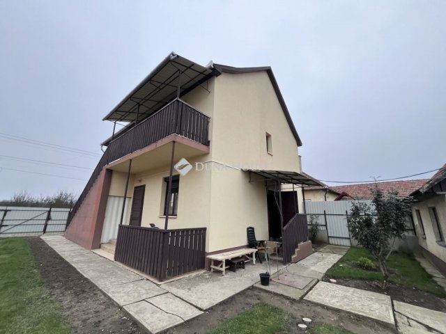 Eladó családi ház, Polgáron 33.9 M Ft, 4 szobás