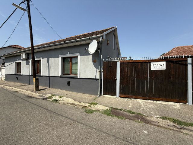 Eladó családi ház, Nyíregyházán, Róka utcában 59.9 M Ft