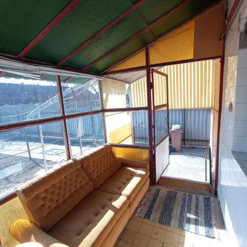 Eladó családi ház, Szegeden 39.95 M Ft, 2 szobás