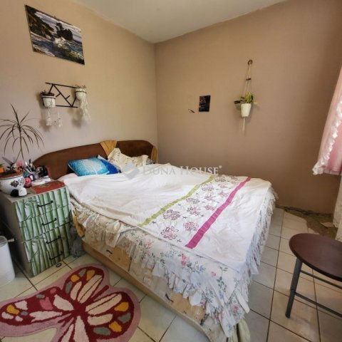 Eladó ikerház, Szegeden 51 M Ft, 4 szobás / költözzbe.hu