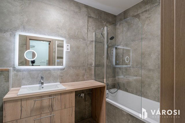 Eladó téglalakás, Hódmezővásárhelyen 26.91 M Ft, 1 szobás