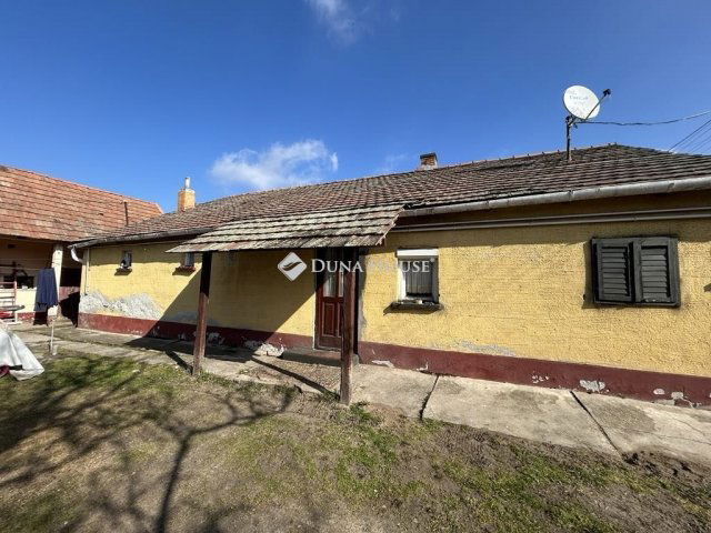 Eladó családi ház, Táborfalván 27.9 M Ft, 3 szobás