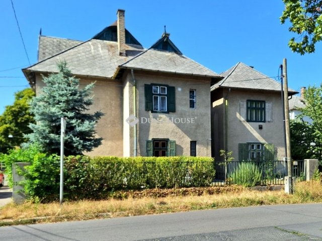 Eladó téglalakás, Győrött 25 M Ft, 1 szobás