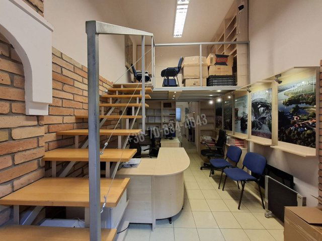 Eladó üzlethelyiség, Budapesten, VI. kerületben 49.9 M Ft