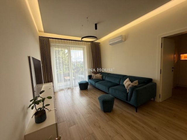 Eladó téglalakás, Pécsett 175 M Ft, 4 szobás