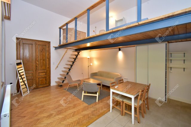 Kiadó téglalakás, albérlet, Szegeden 220 E Ft / hó, 1 szobás
