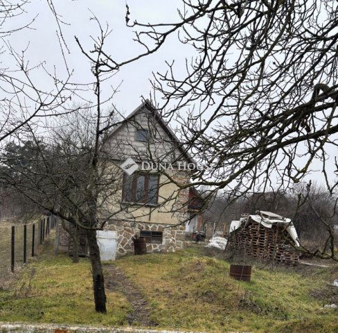 Eladó nyaraló, Vértesszőlősön, Baromállási dűlőn 17 M Ft