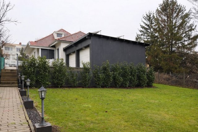 Eladó családi ház, Budapesten, XI. kerületben, Bolygó utcában