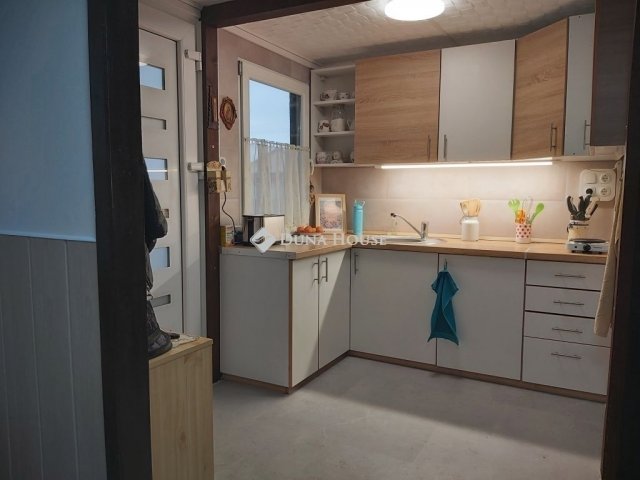 Eladó családi ház, Ráckevén 36.5 M Ft, 3 szobás