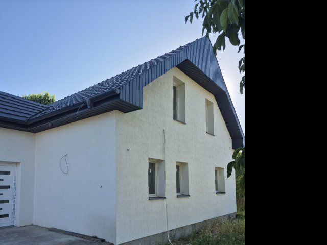 Eladó családi ház, Délegyházán 68.8 M Ft, 6 szobás