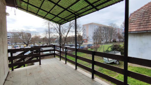 Eladó családi ház, Szekszárdon, Bercsényi utcában 52 M Ft