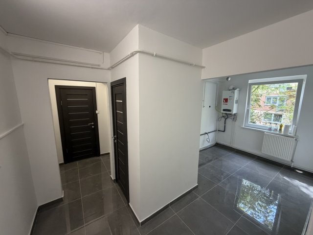 Eladó panellakás, Gyulán 32 M Ft, 2 szobás