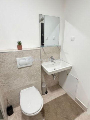 Kiadó téglalakás, albérlet, Budapesten, VI. kerületben