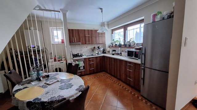 Eladó ikerház, Gödön 45 M Ft, 3+1 szobás / költözzbe.hu