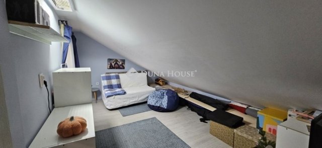 Eladó családi ház, Erdőkertesen 78.9 M Ft, 6 szobás