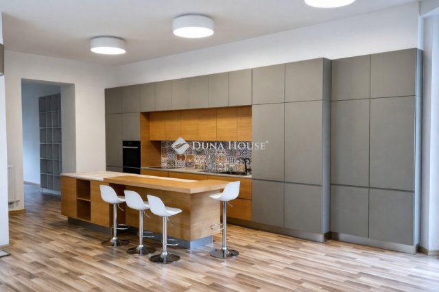 Eladó téglalakás, Budapesten, II. kerületben 189 M Ft, 3 szobás