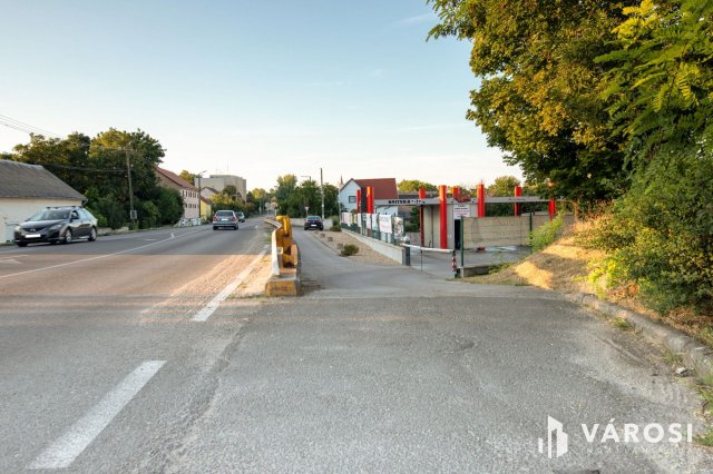 Eladó ipari ingatlan, Mohácson 65 M Ft / költözzbe.hu