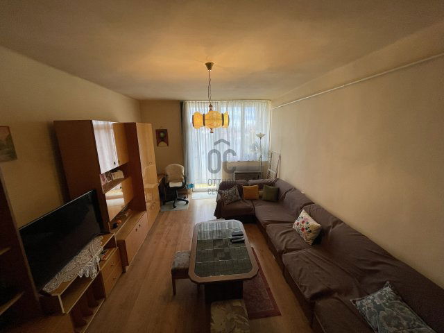 Eladó téglalakás, Veszprémben 71 M Ft, 3 szobás