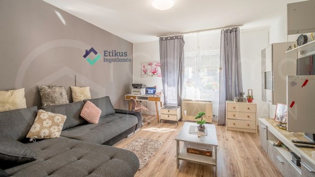 Eladó családi ház, Szalaszenden 21.8 M Ft, 3 szobás