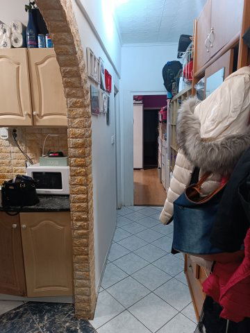 Eladó téglalakás, Ajkán 33.5 M Ft, 2 szobás