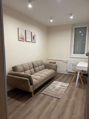 Kiadó téglalakás, albérlet, Debrecenben 400 E Ft / hó, 3 szobás