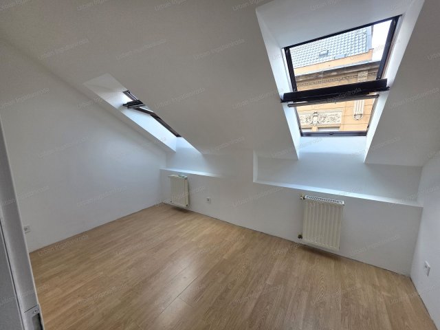 Eladó téglalakás, Budapesten, VIII. kerületben 56.9 M Ft