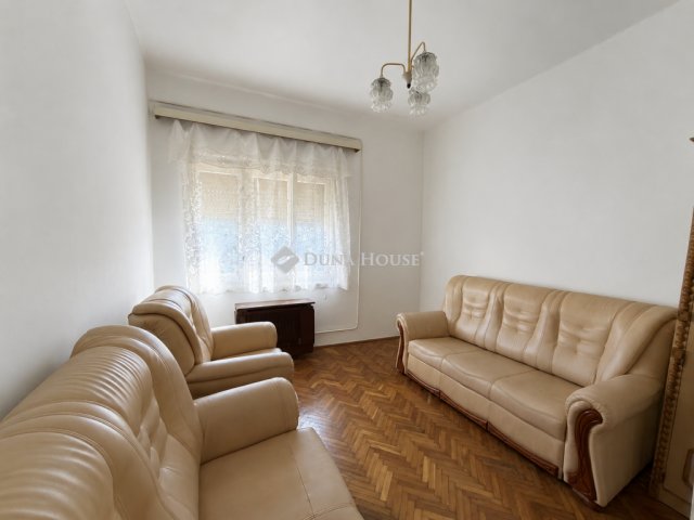 Eladó családi ház, Nádudvaron 40.4 M Ft, 2 szobás