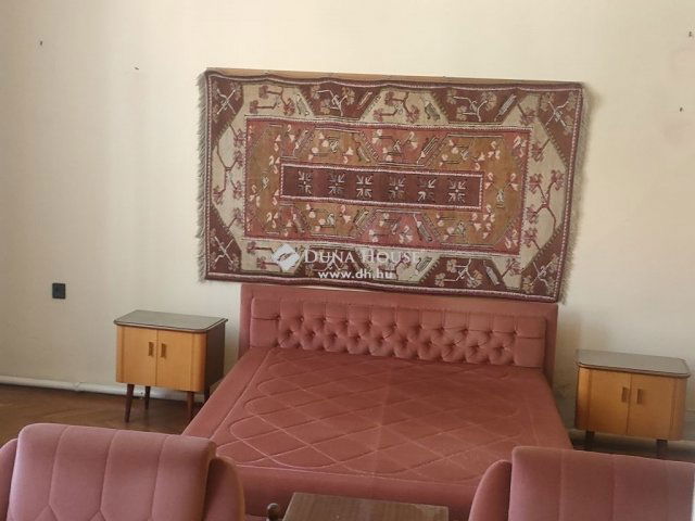 Eladó téglalakás, Kecskeméten 79 M Ft, 2 szobás