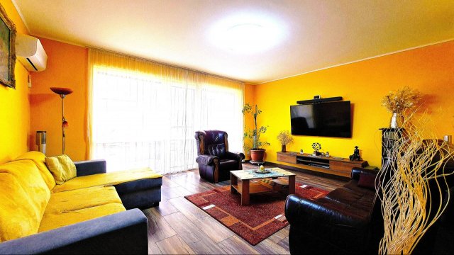 Eladó családi ház, Nyíregyházán 160 M Ft, 4 szobás