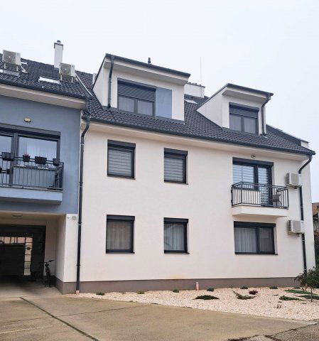 Kiadó téglalakás, albérlet, Nyíregyházán 230 E Ft / hó