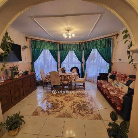 Eladó családi ház, Hajdúhadházon 69.9 M Ft, 2+2 szobás