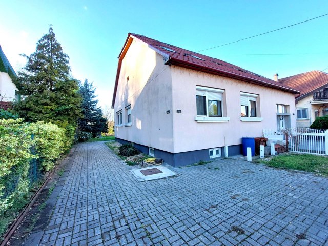 Eladó családi ház, Tokodon 89.9 M Ft, 7 szobás