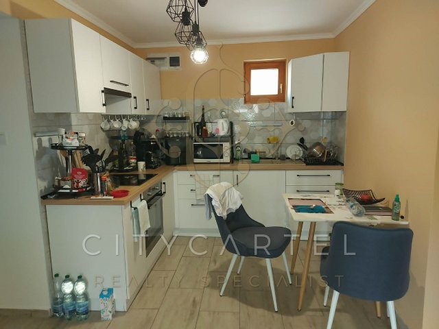 Eladó családi ház, Solton 42 M Ft, 1+1 szobás