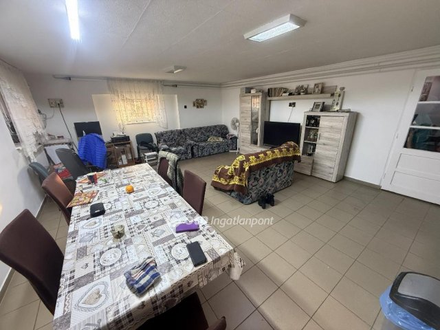 Eladó családi ház, Tiszakécskén 78 M Ft, 6 szobás