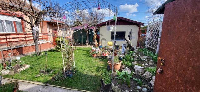 Eladó családi ház, Kistarcsán 109.9 M Ft, 4 szobás