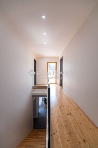 Eladó családi ház, Balatonalmádiban 499 M Ft, 6 szobás