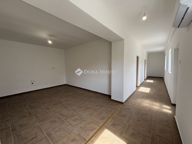 Eladó családi ház, Örkényen 45 M Ft, 3 szobás